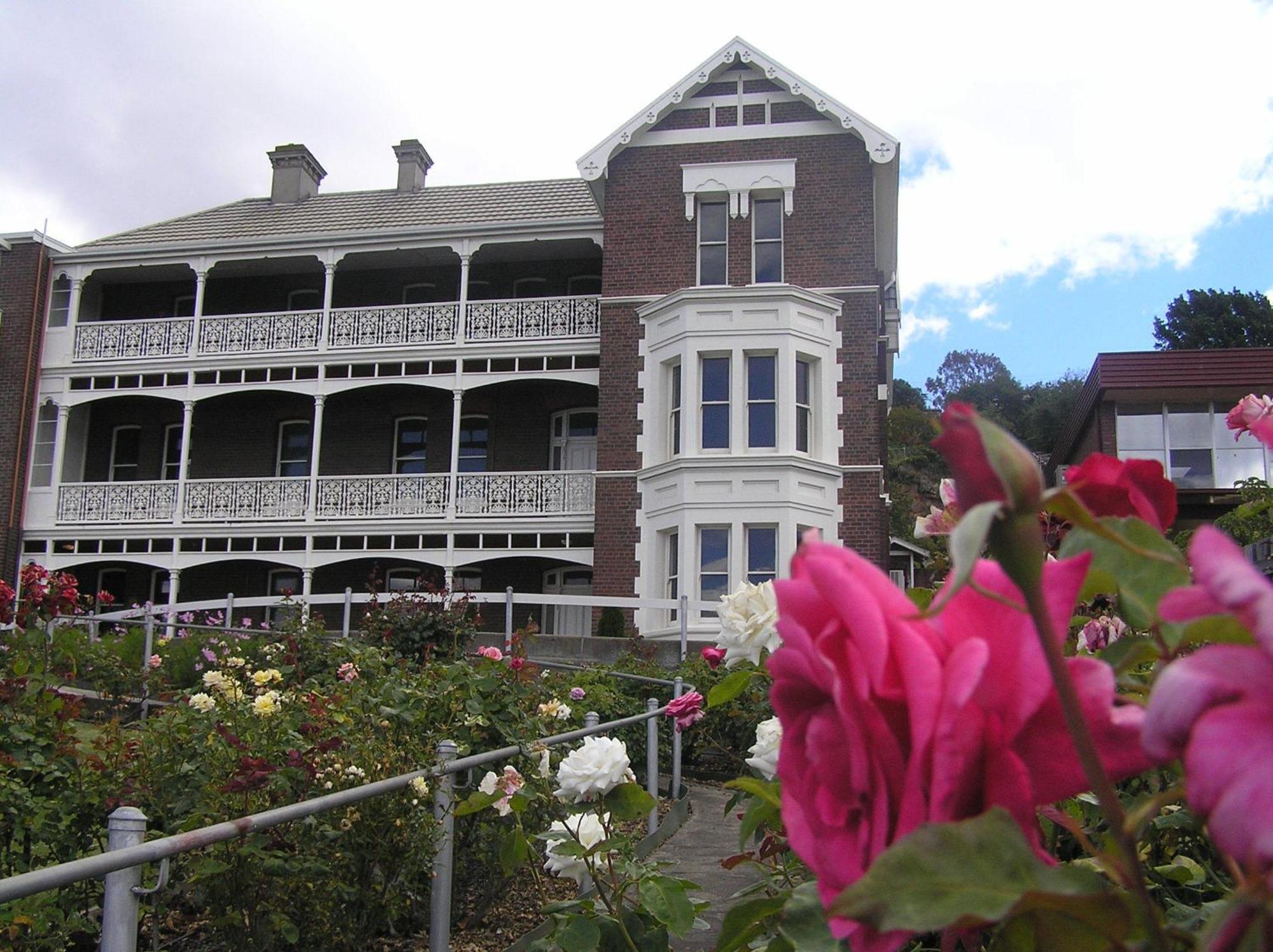 Auldington Hotel Launceston Esterno foto