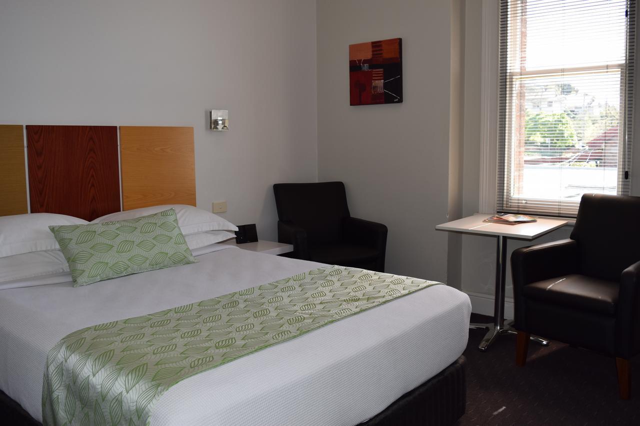 Auldington Hotel Launceston Esterno foto